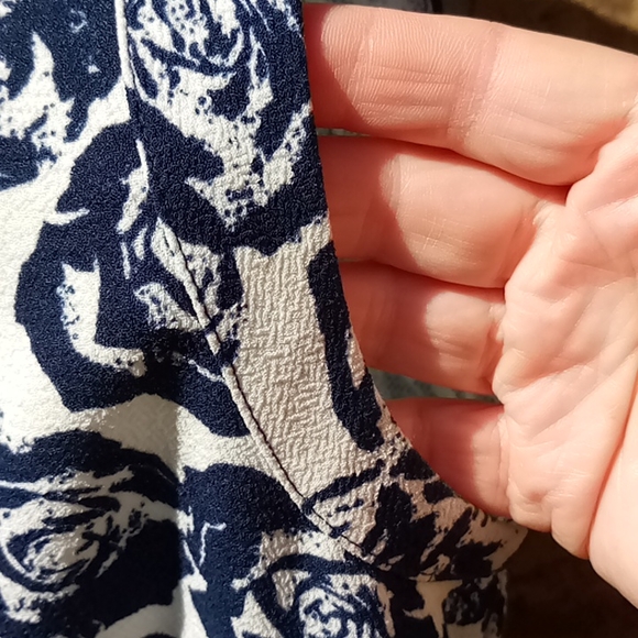 Katherine Barclay Dressy Tank Top - Picture 5 of 7